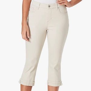 Bandolino Creamstone Mandie Capri